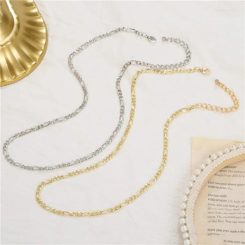 Fashion Gold and silver Chain.